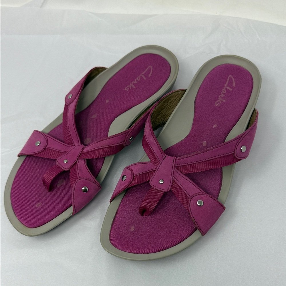 Clarks San Antonio Fuchsia Pink slip on Sandals comfort thong flip flops size 7
